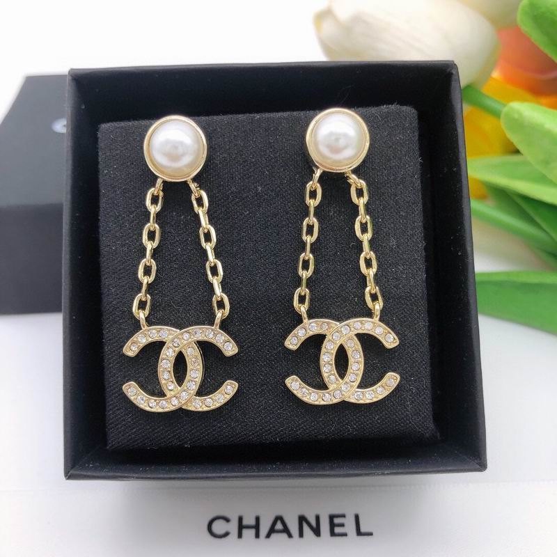 Chanel Earring 03yxs641